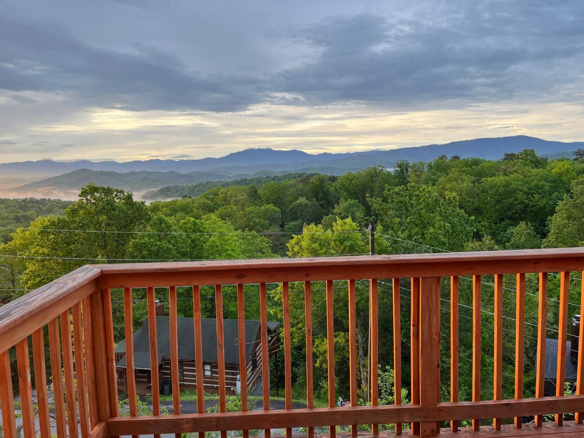 A Walk In The Clouds By Eden Crest Villa Sevierville Buitenkant foto